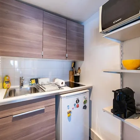 Central Parisian-style Studio Apart - Sentier *