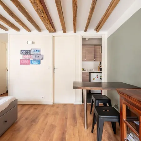 Апартаменты Central Parisian-style Studio Apart - Sentier Париж