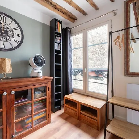 Апартаменты Central Parisian-style Studio Apart - Sentier