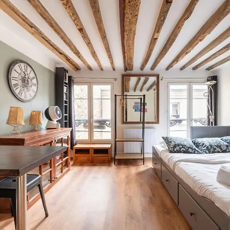 Апартаменты Central Parisian-style Studio Apart - Sentier *